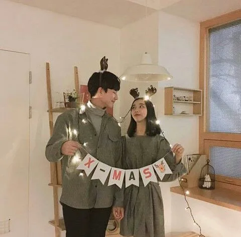 Celebrating Christmas in Korea, Couples